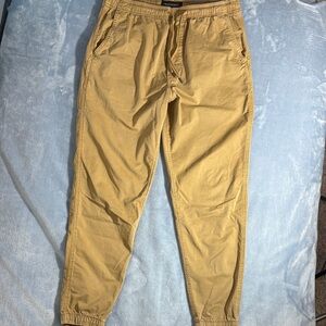 American Eagle Outfitters Men's Khaki Joggers
